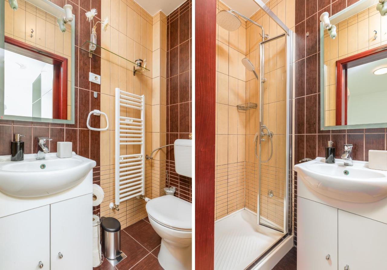 Apartment Augusto - Sea View พูลา ภายนอก รูปภาพ