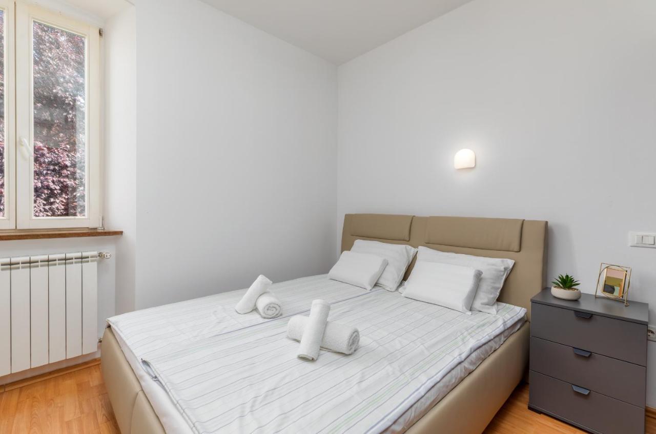 Apartment Augusto - Sea View พูลา ภายนอก รูปภาพ