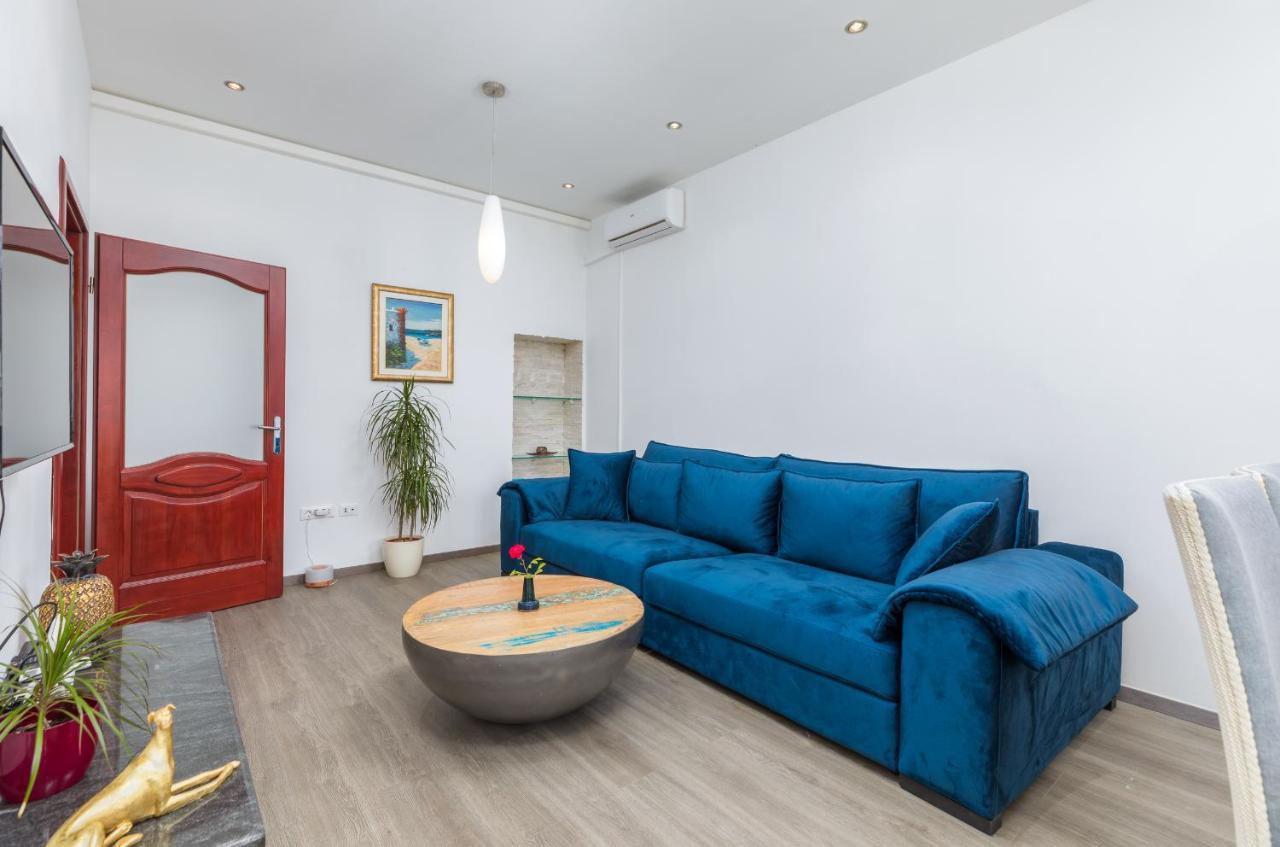 Apartment Augusto - Sea View พูลา ภายนอก รูปภาพ