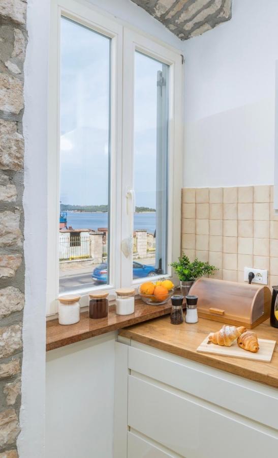 Apartment Augusto - Sea View พูลา ภายนอก รูปภาพ